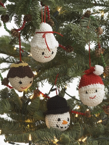 25+ free crochet Christmas ornament patterns
