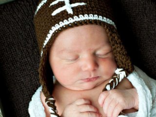 baby football crochet hat free pattern