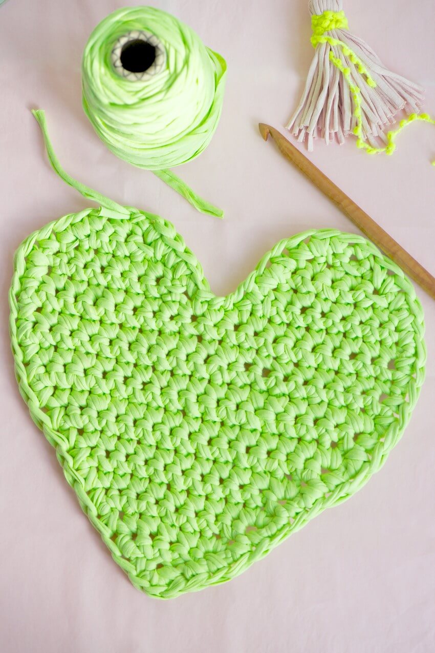25+ free & easy crochet heart patterns Jenny & Teddy