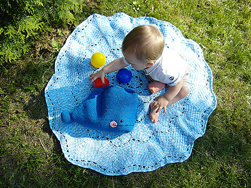 15.free crochet baby easy whale blanket_04_medium