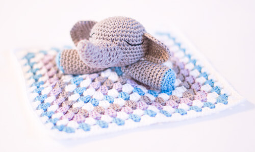 Amigurumi_easy crochet elephant_baby security blanket snuggle_02