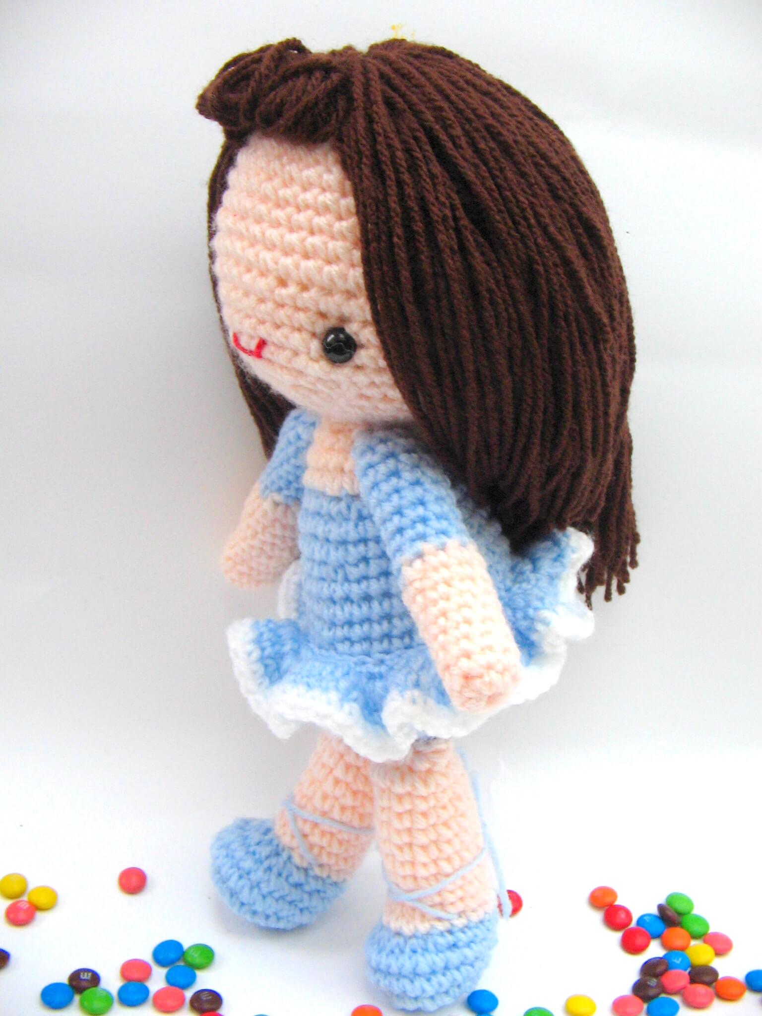 ballerina crochet amigurumi  doll free pattern.