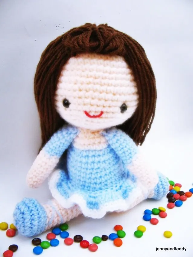 Bella the ballerina amigurumi doll crochet pattern free.