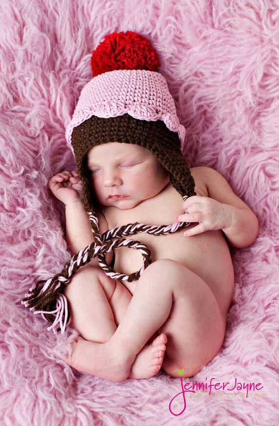 easy cupcake crochet hat free pattern by jennyandteddy