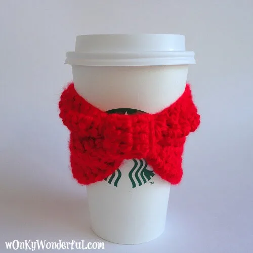 free easy Red Bow Cup Cozy (Free Crochet Pattern)