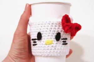 Hello Kitty Coffee Cozy Free Crochet Pattern