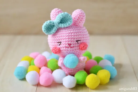 12.easter bunny amigurumi free crochet pattern