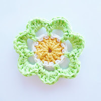 16. flower crochet free pattern beginner easy