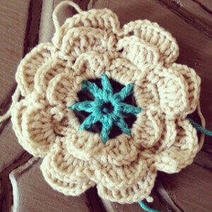21. flower crochet 2 layer free pattern