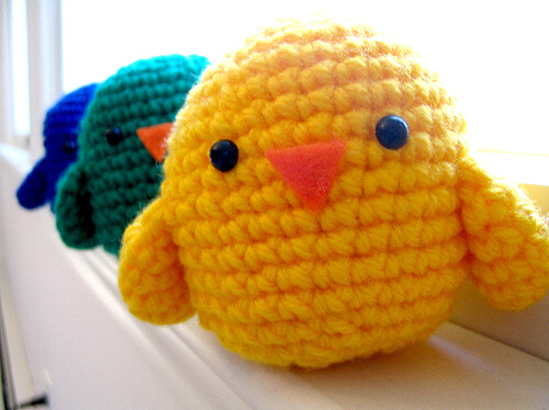 22.easy chicken easter amigurumi free pattern