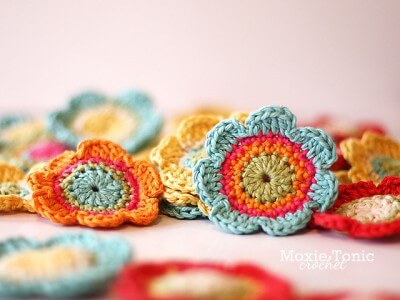 28. flower bloom crochet daisies easy how to tutorial free pattern