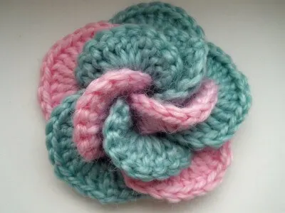 35. crochet flower free pattern beginner