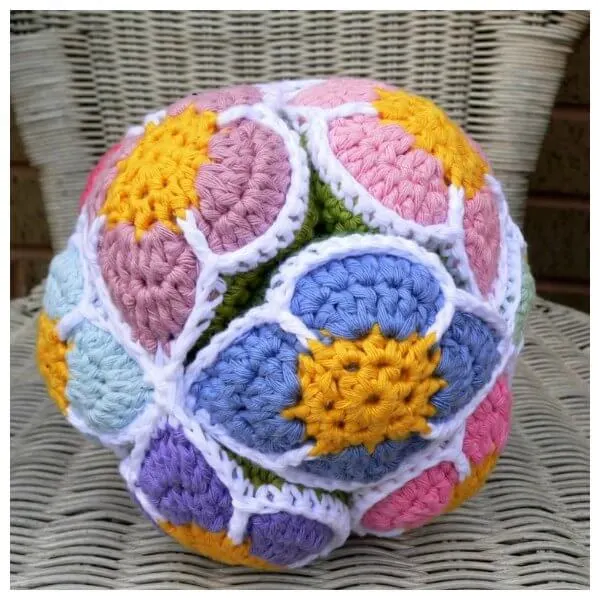 47.crochet flower ball beginner free tutorial
