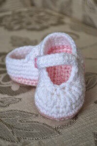 2.crochet baby bootie easy free pattern