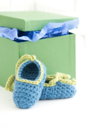 23.simple easy crochet baby booties