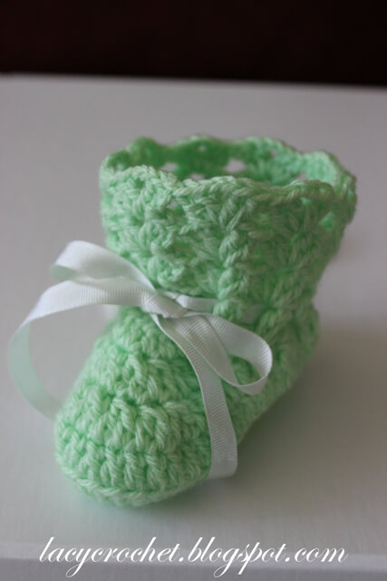 3.easy baby bootie tutorial free pattern