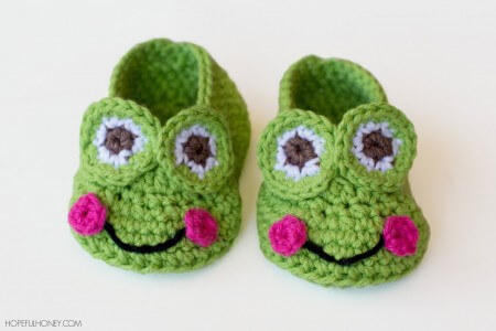 39.Frog Baby Booties Crochet Pattern 4