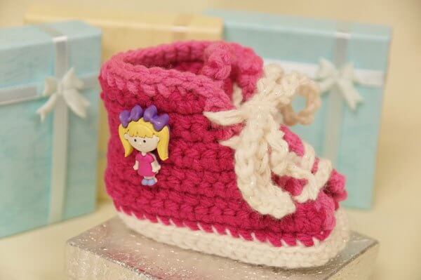 4.baby crochet SweetSneakers booties600