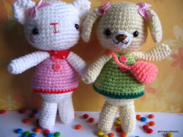 bear-and-kitten-amigurumi-free-crochet-pattern-by-jennyandteddy