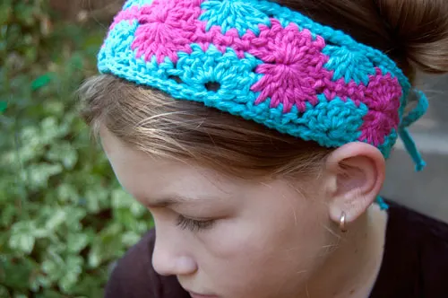 1catherine-quick-and-easy-crochet-headband-1