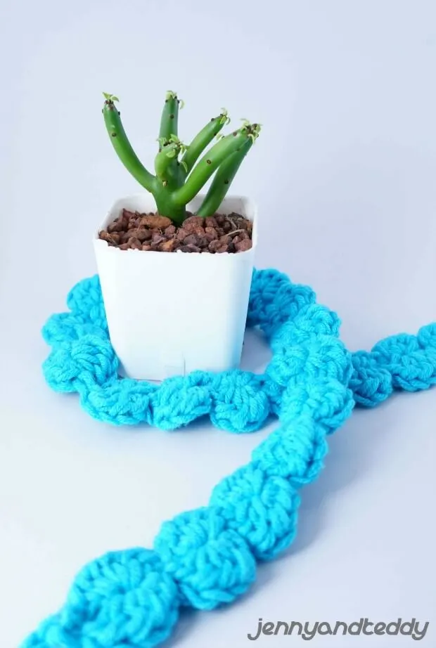 free and easy shell stitch crochet headband pattern