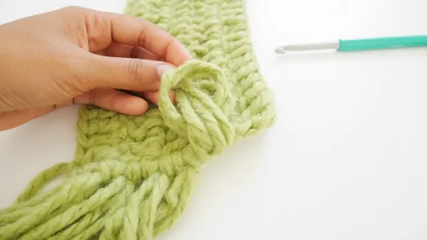 how to add fringe to crochet scarf easy