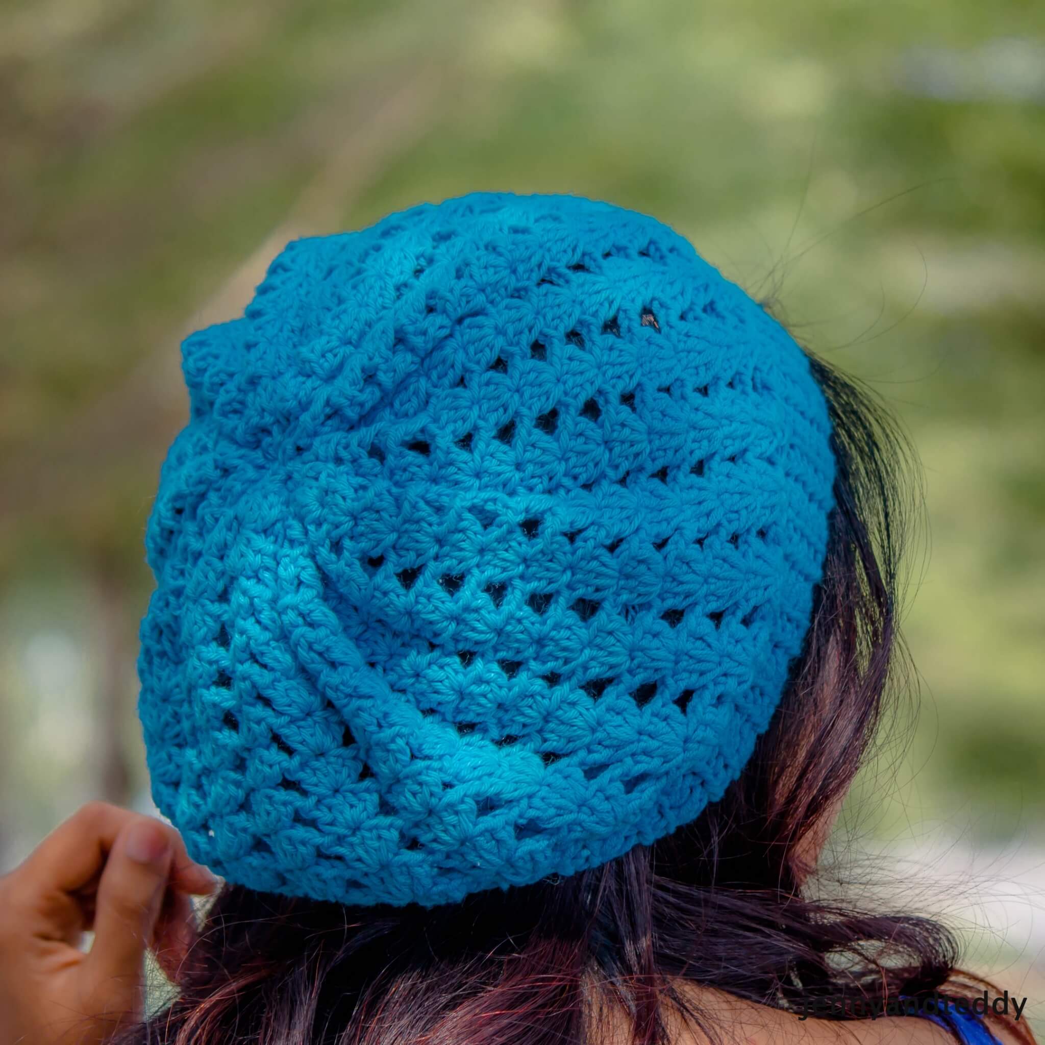 easy crochet shell stitch slouchy hat beanie free pattern beginner friendly