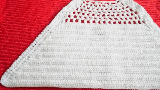 halter easy crochet crop top free pattern