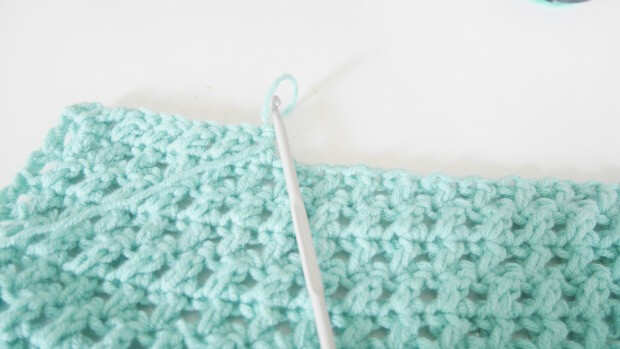 a crochet criss cross ractangle