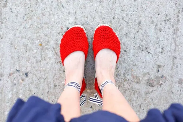 crochet-espadrilles-with-flip-flop-soles-28