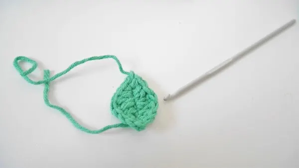 how to crochet full leaf