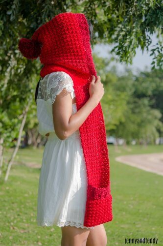 1free crochet pattern halloween custome little red riding hood pocket scarf easy
