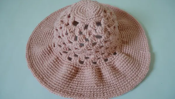 easy wide brim crochet sun hat