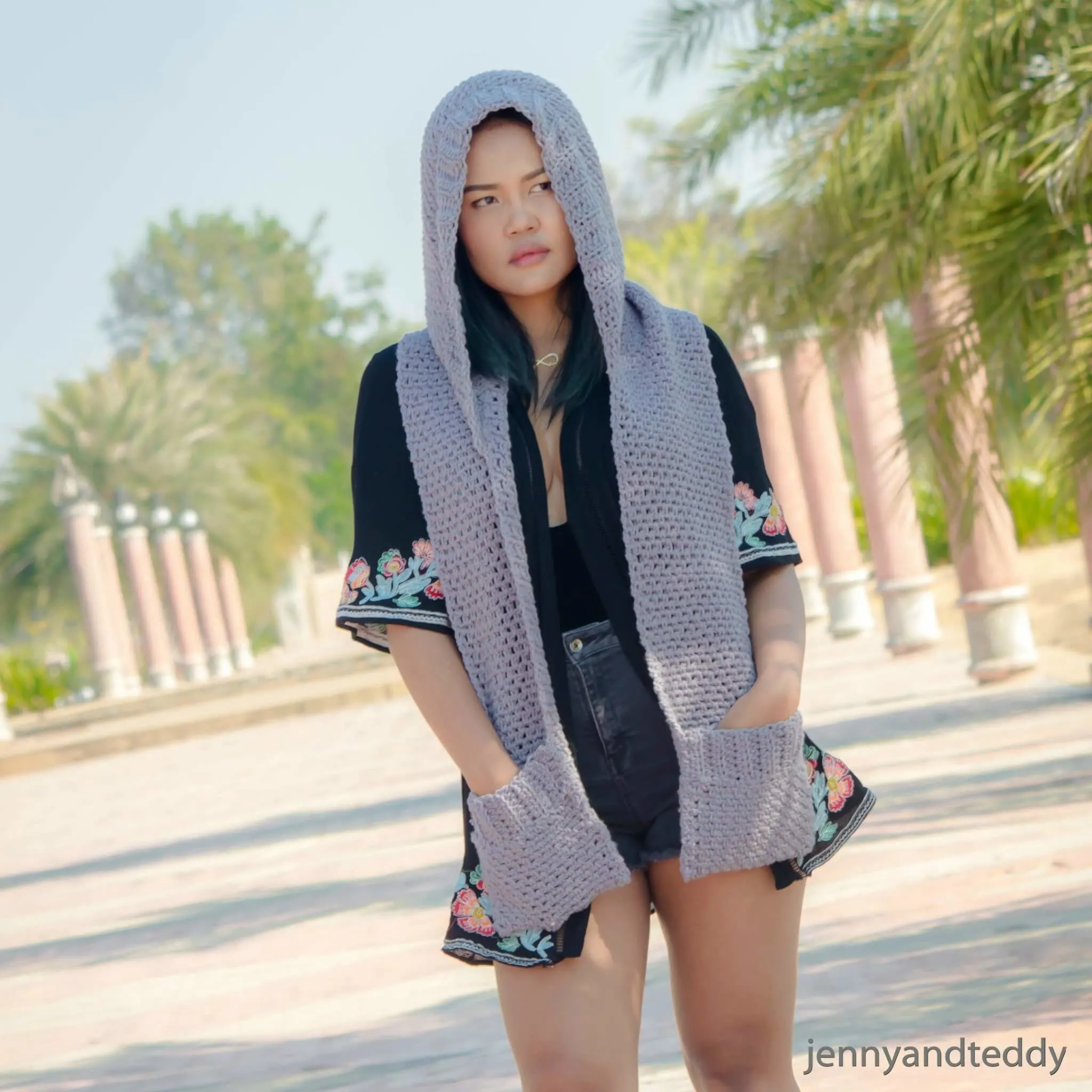 Chole easy hooded scarf with pocket free crochet pattern.