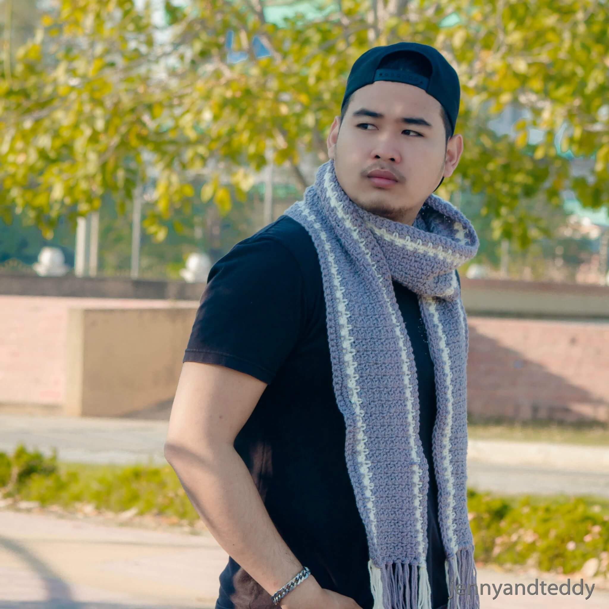 quick and easy beginner friendly men crochet scarf free pattern photo step by step tutorial