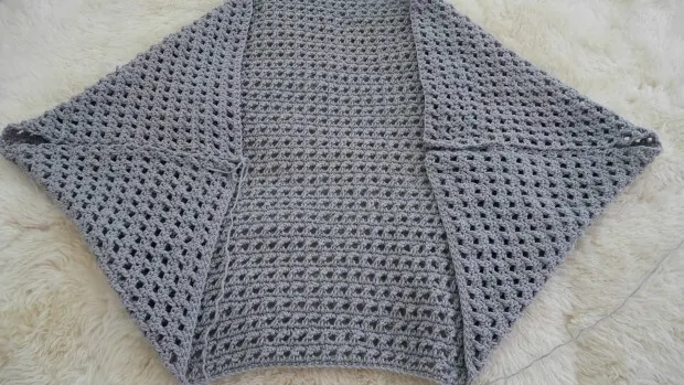 pretty me cocoon cardigan beginner friendly