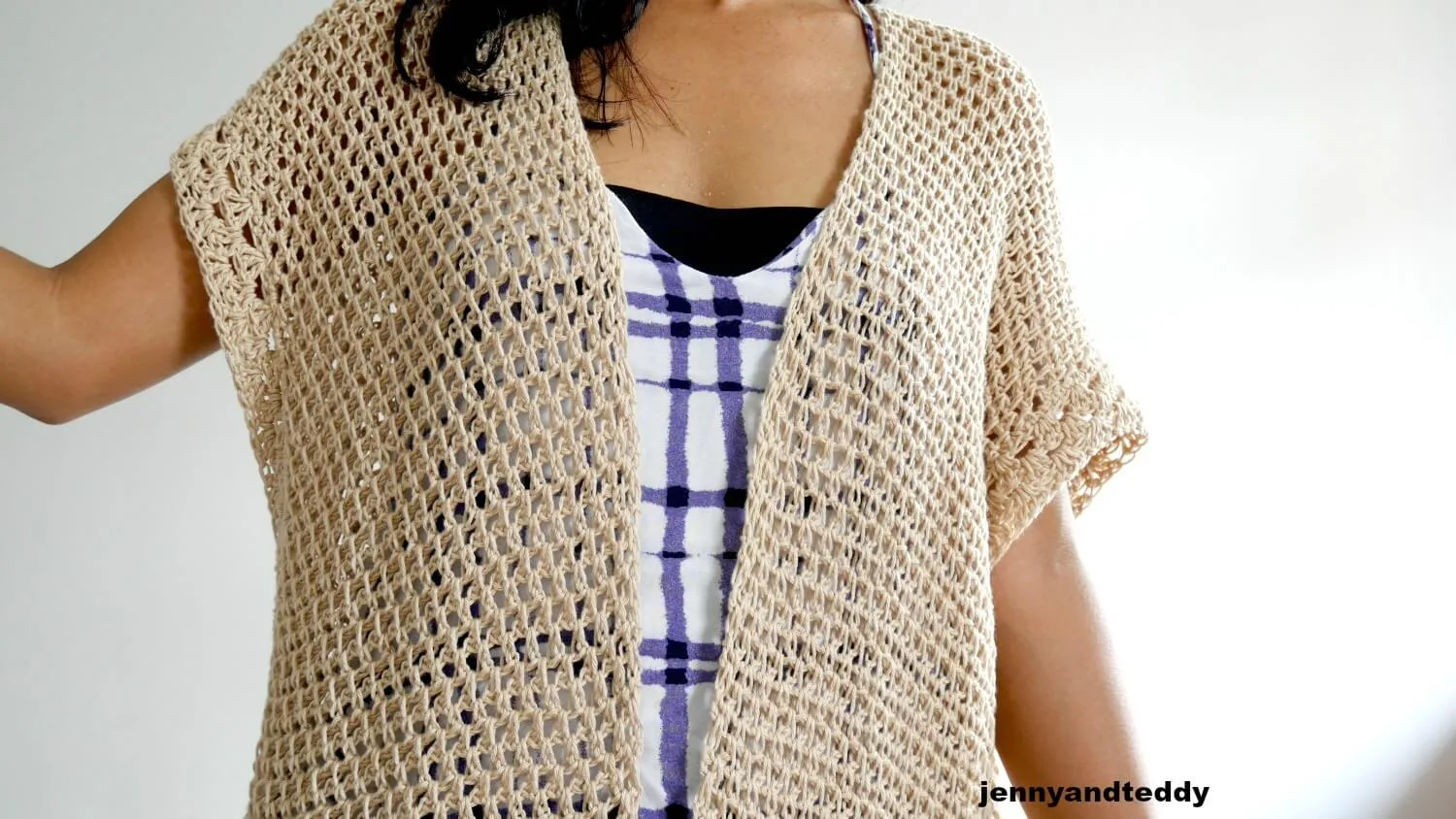 crochet linin stitch cardigan.