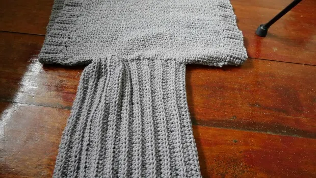 Add the cowl neck to crochet rectangle