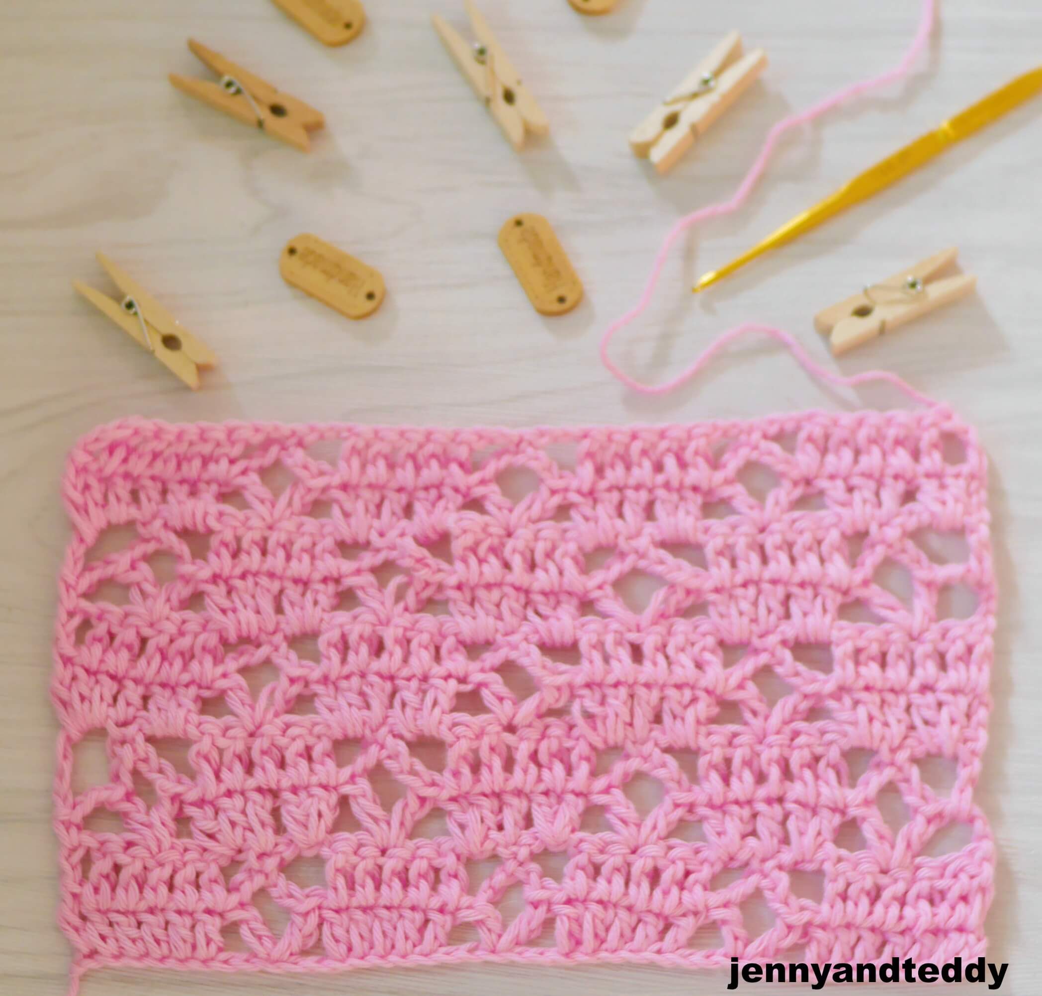 Diamond lace crochet stitch