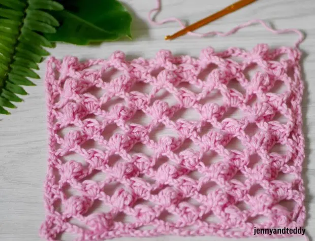 how to crochet easy mini puff stitch and mesh