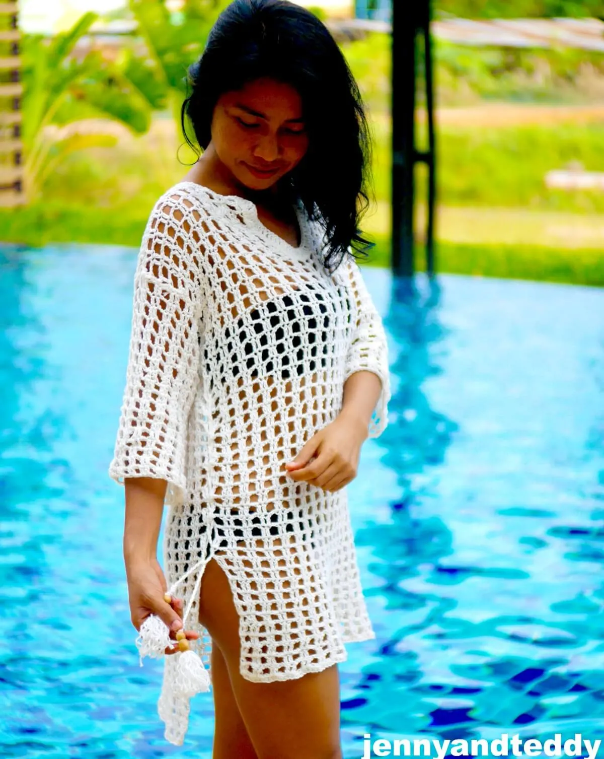 Qiuck and easy crochet beach cover-up pattern full step video.