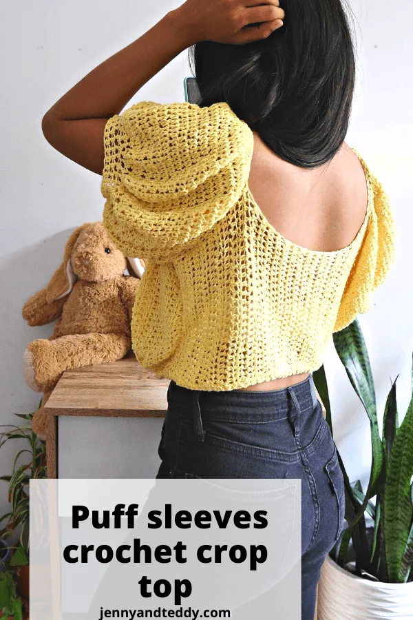 Easy crochet puff sleeves crop top free pattern with video tutorial.