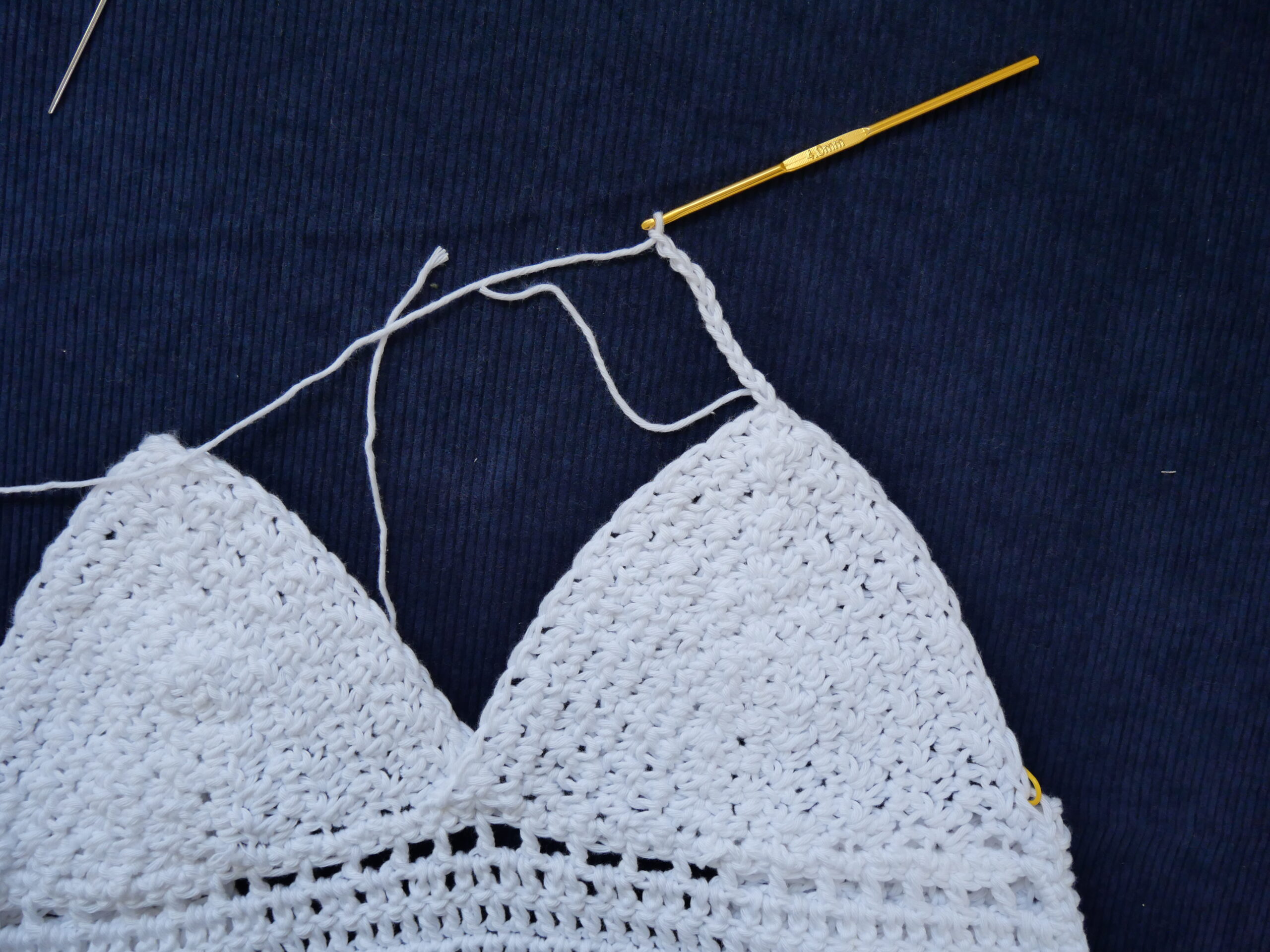DIY crochet bralette - Free Crochet Patterns for beginner.