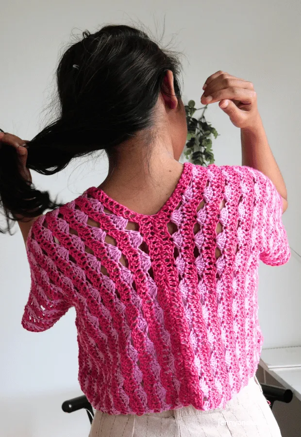 Crochet top pattern for summer.