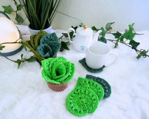 leafty green coaster free crochet how to tutorial